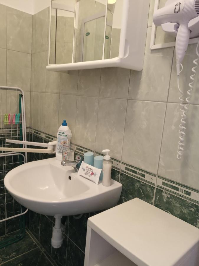 Atlas Apartman Buk Bagian luar foto